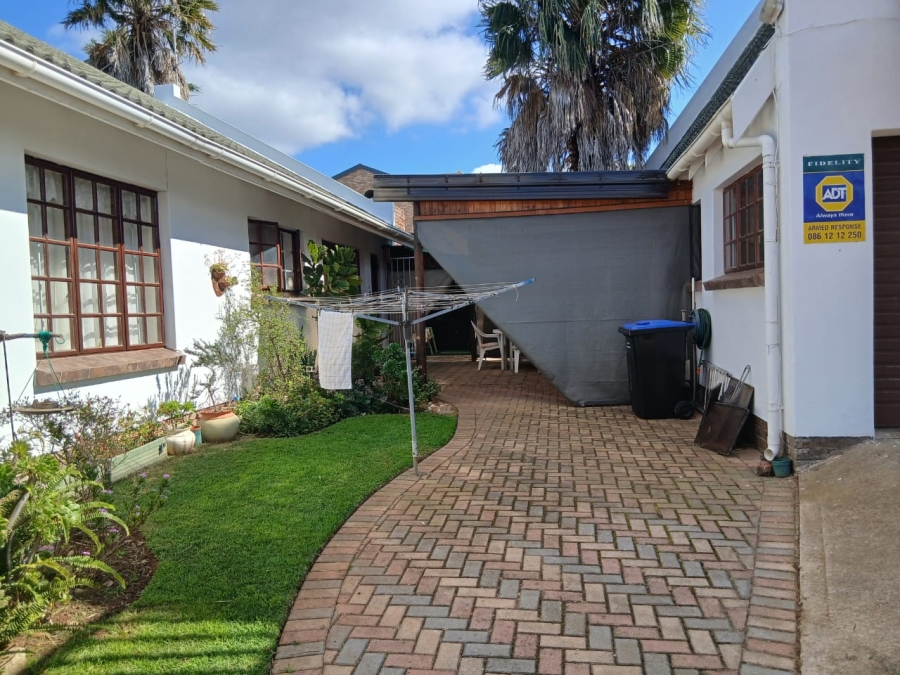 3 Bedroom Property for Sale in Noorsekloof Eastern Cape